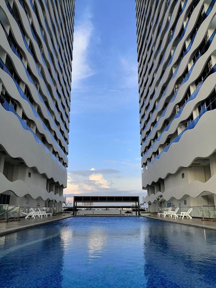 The Wave Kota Laksamana